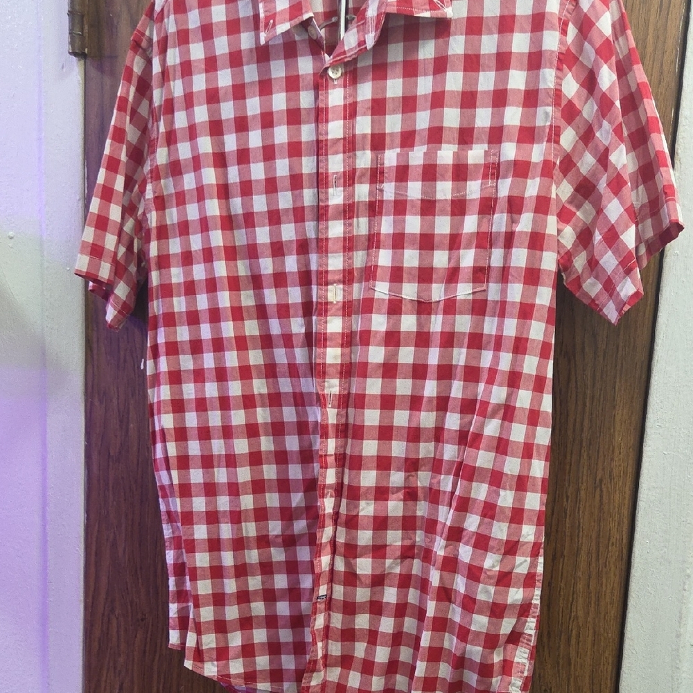 GAP Men's Red and White Plaid Shirt